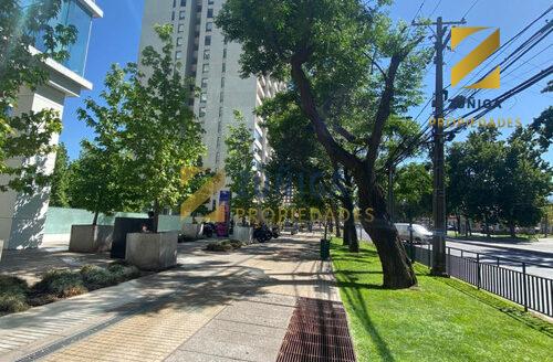 Se Arrienda Oficina Amplia Y Luminosa En Las Condes