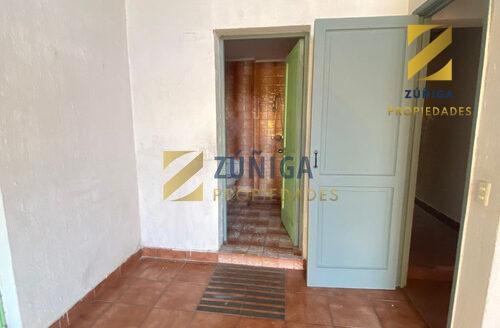 Gran Oportunidad En La Reina: Casa Potencial Comercial